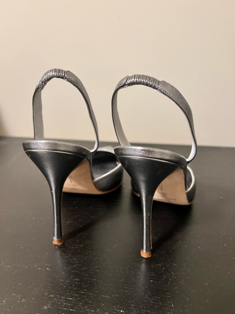 Manolo Blahnik Metallic Silver Pointed Slingback Pumps - Picture 3 of 6